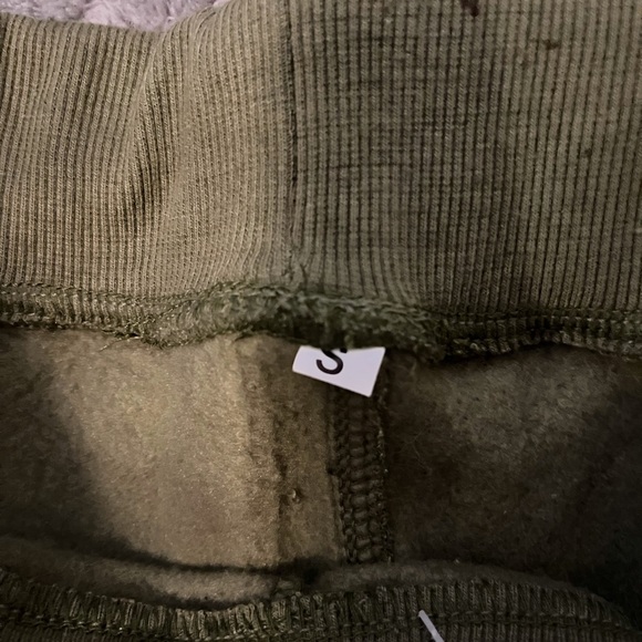 Sweatpants - Picture 2 of 5